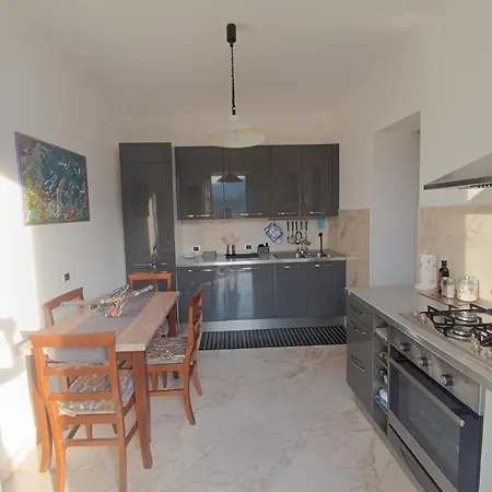 Il Giardino Di Raschio Apartment *